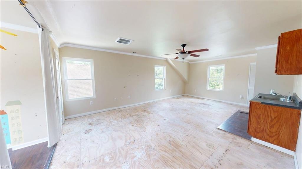 6651 Hudson Ave Property Photo 24