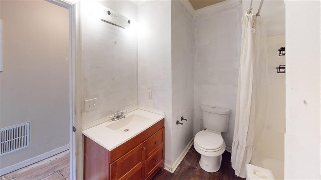 6651 Hudson Ave Property Photo 35