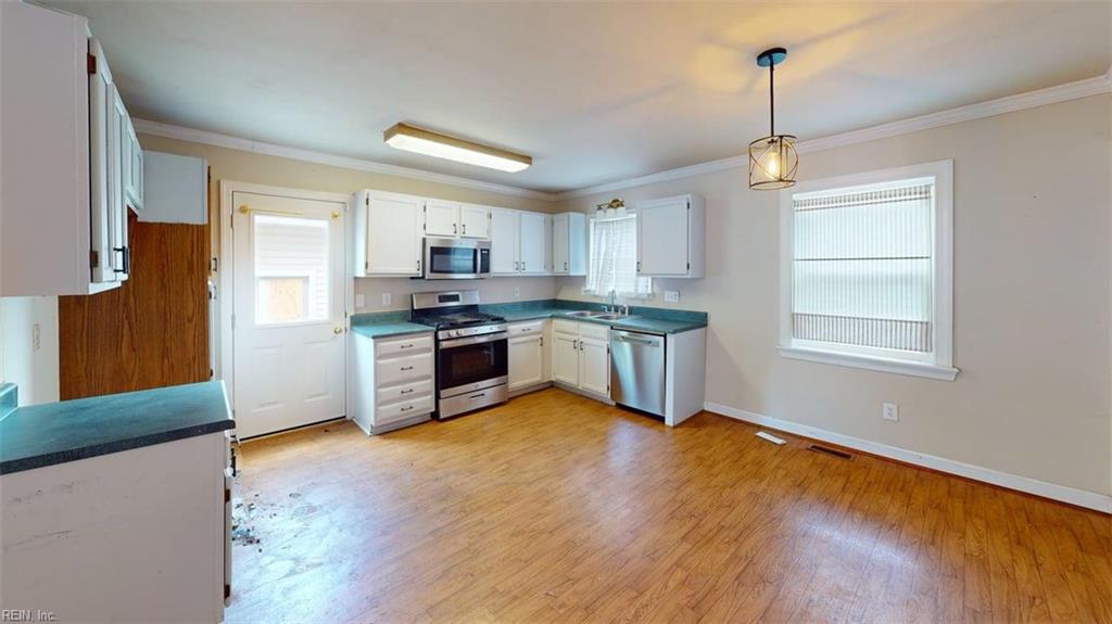 6651 Hudson Ave Property Photo 37