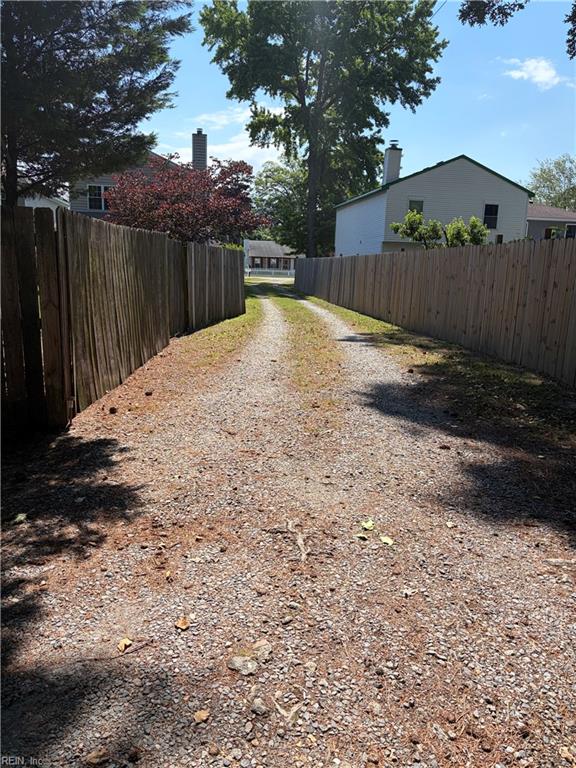 1506 Winter Rd Property Photo 4