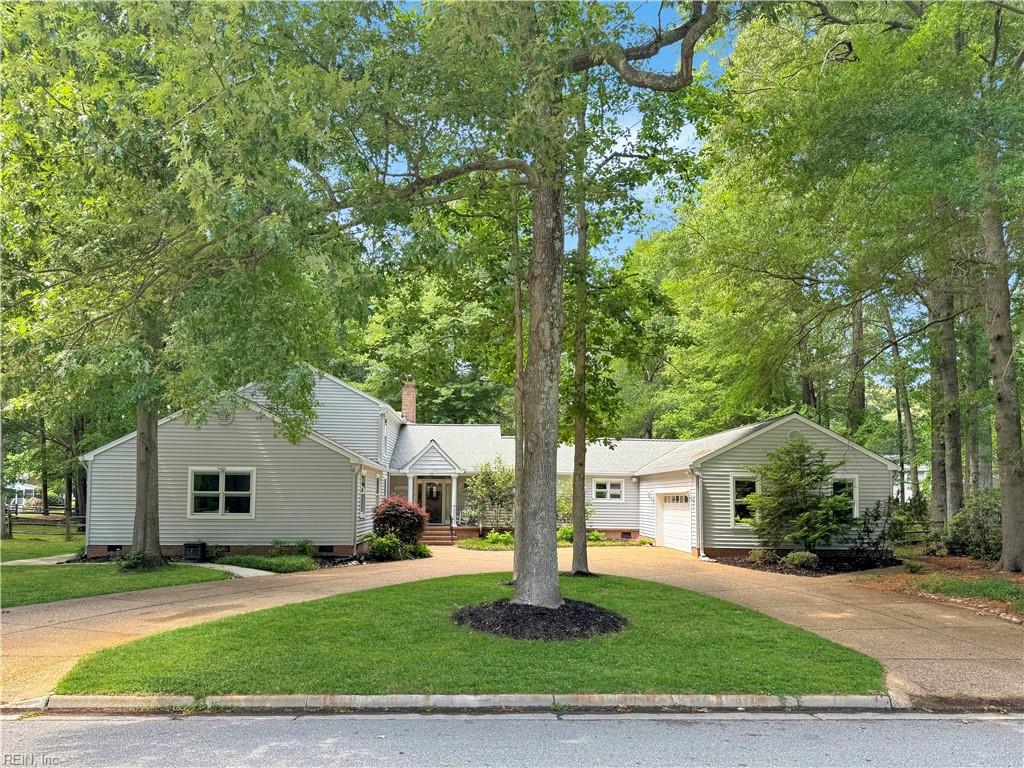 32 Valmoore Dr Property Photo 1