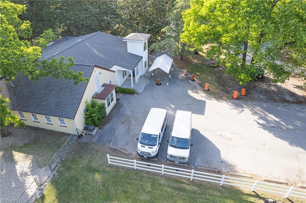 4249 Taylor Rd Property Photo 1