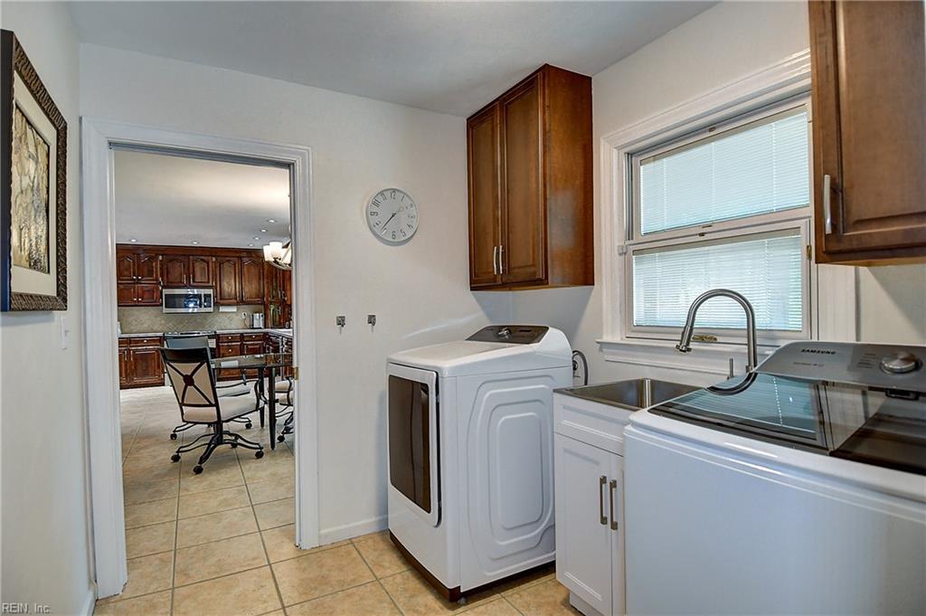 946 Quail Run Quay Property Photo 26