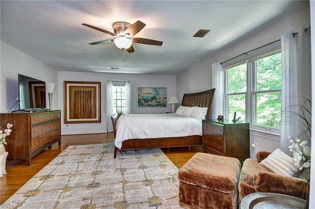 946 Quail Run Quay Property Photo 28