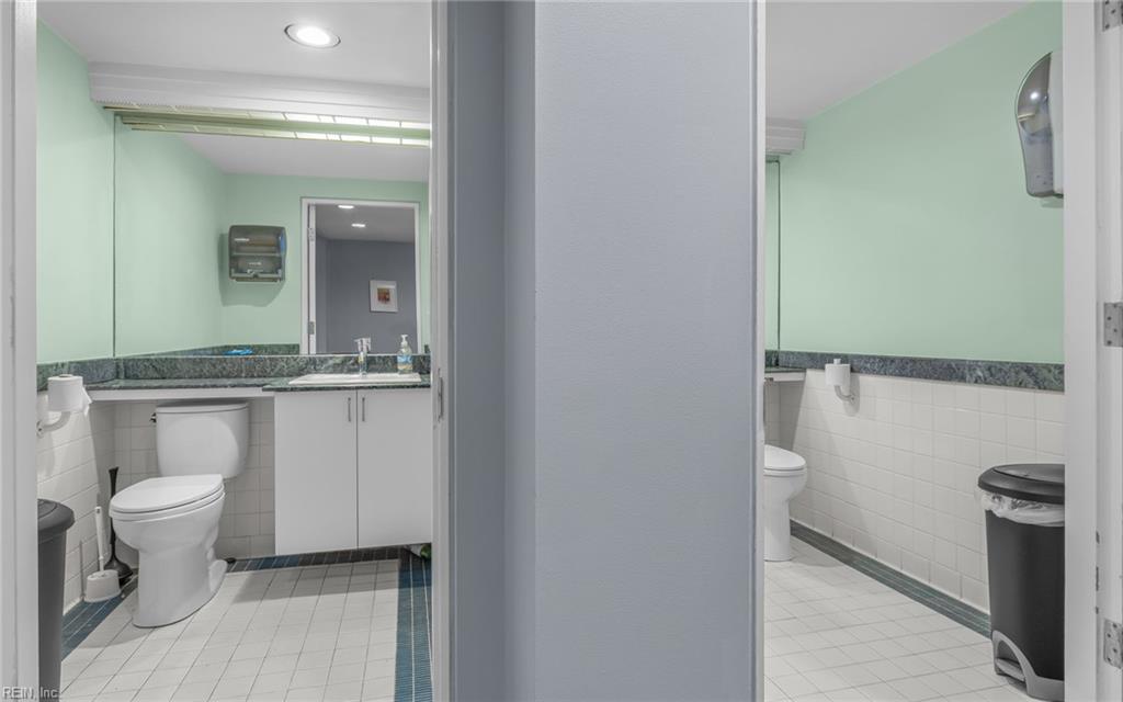 211 W Freemason St Property Photo 14