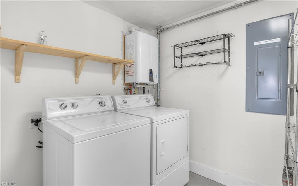 211 W Freemason St Property Photo 46
