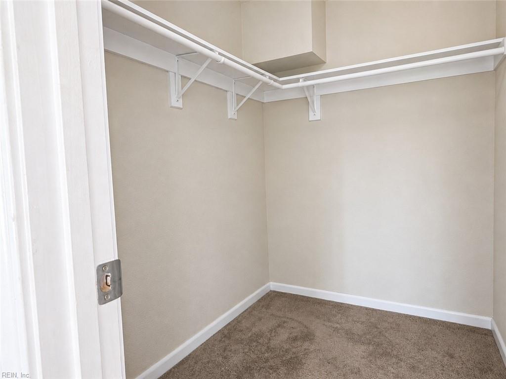 1903 Seward Dr Property Photo 9