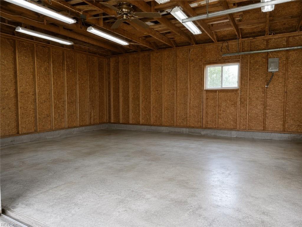 1903 Seward Dr Property Photo 13