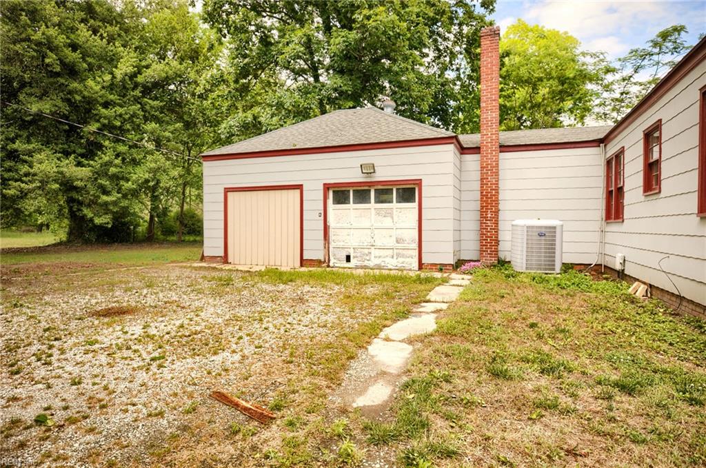 19100 Eltham Rd Property Photo 24