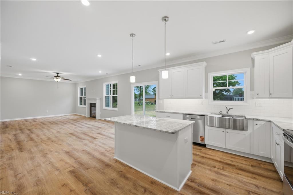 3620 Parr Ln Property Photo 16