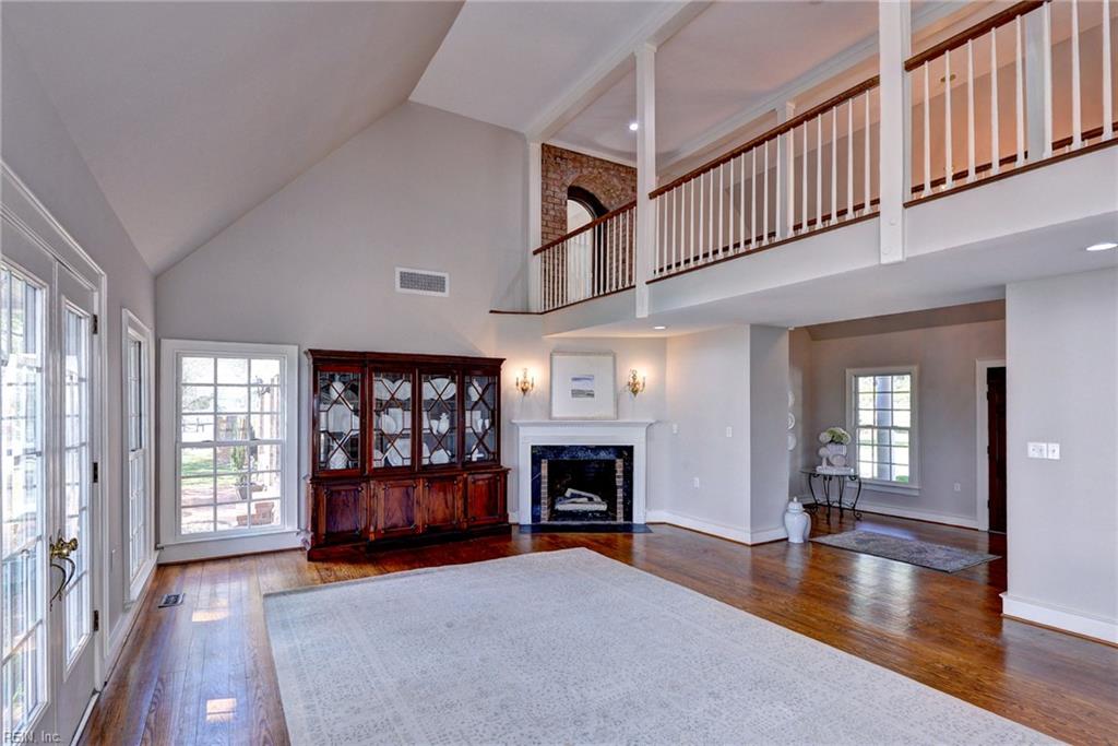 6454 Carmines Island Ln Property Photo 11