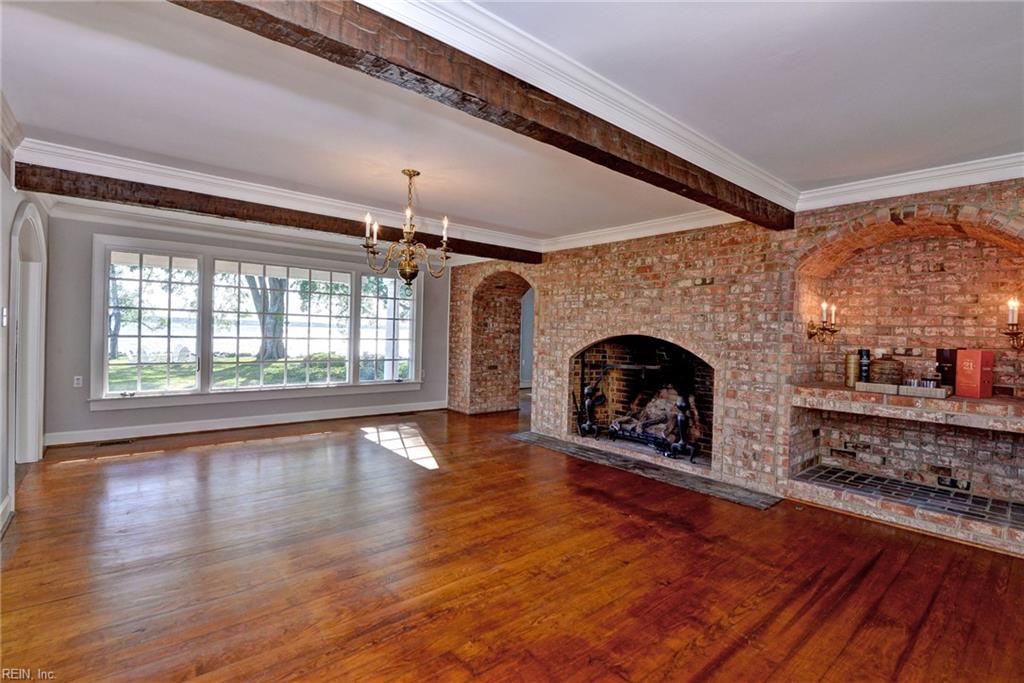 6454 Carmines Island Ln Property Photo 13