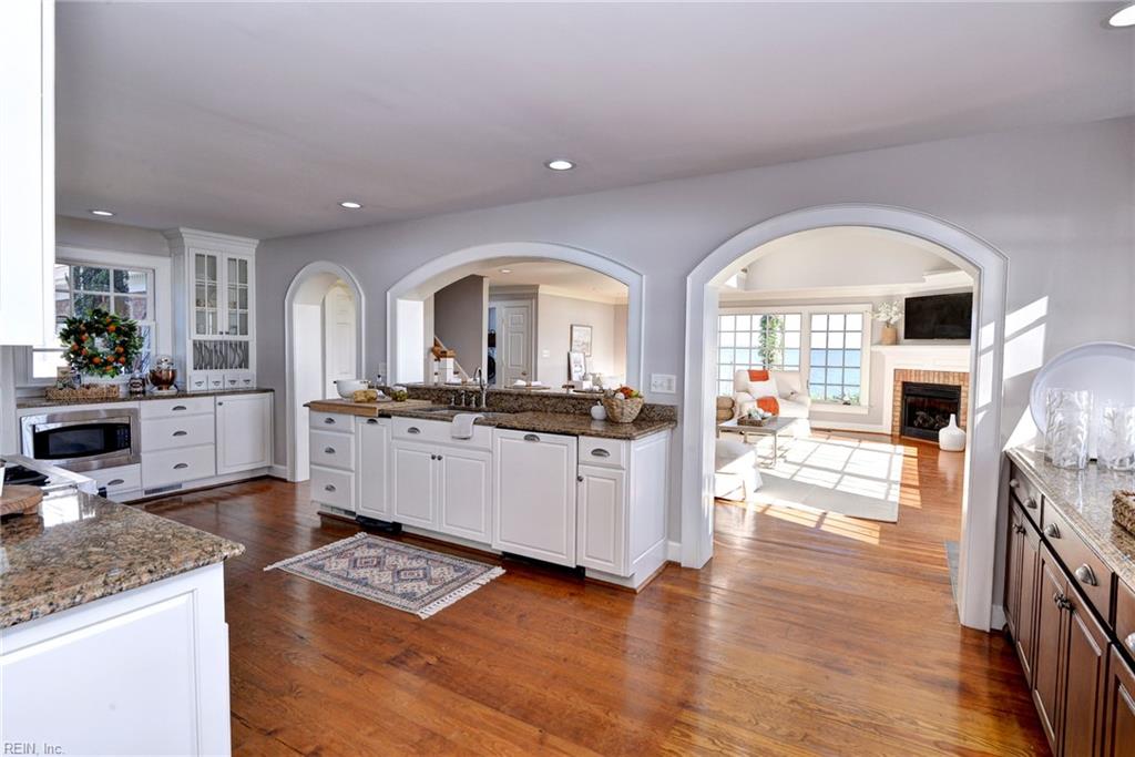 6454 Carmines Island Ln Property Photo 18