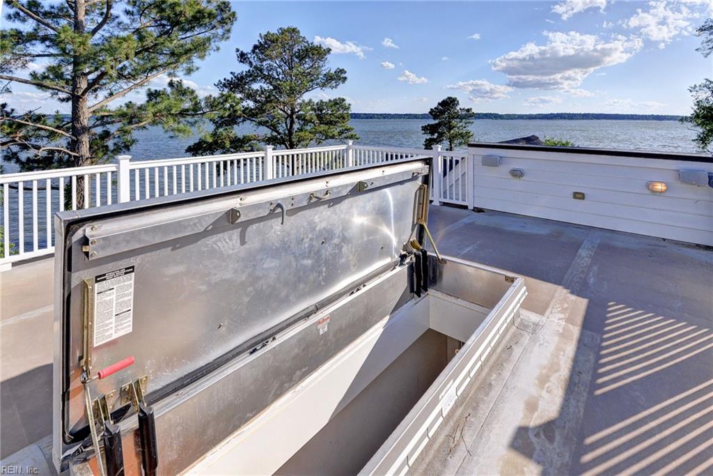 6454 Carmines Island Ln Property Photo 40