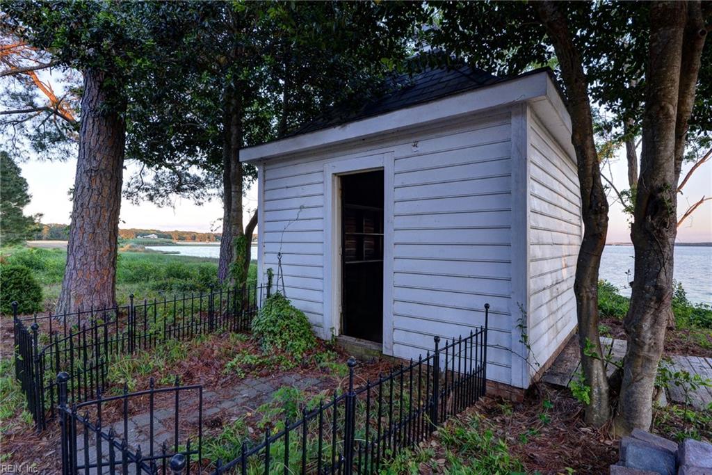 6454 Carmines Island Ln Property Photo 42