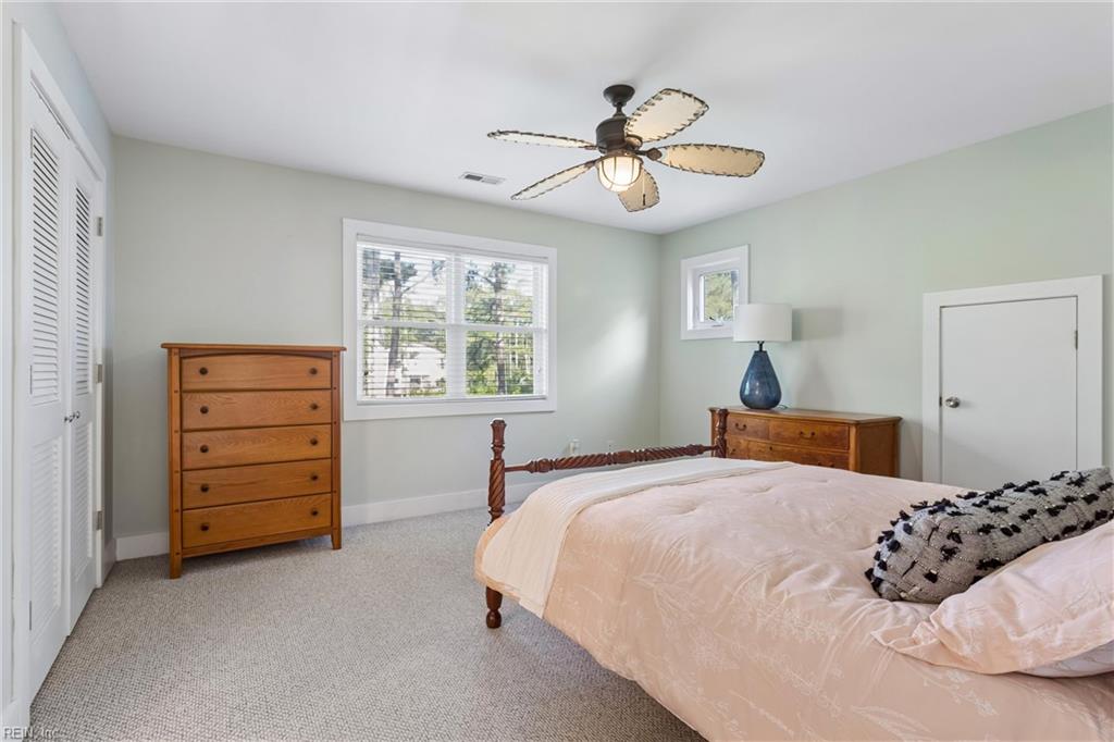 109 Vreeland Dr Property Photo 24