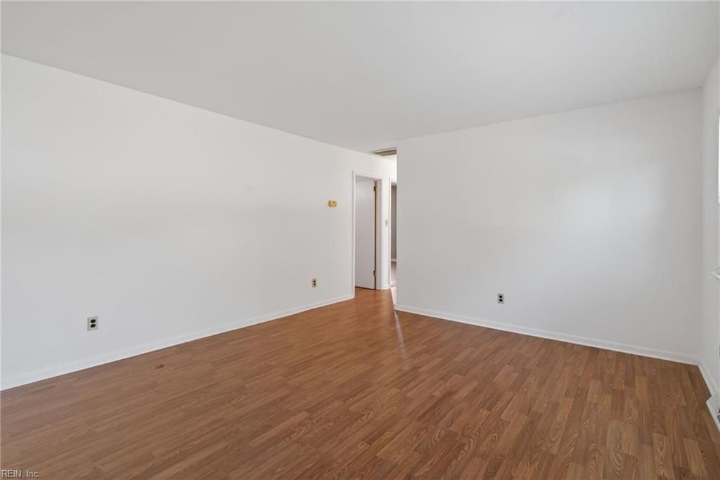 200 Valirey Dr Property Photo 5