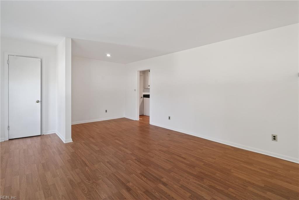 200 Valirey Dr Property Photo 6