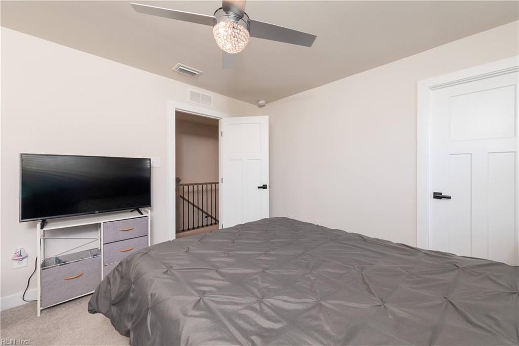 9721 Goldenrod Ct Property Photo 39
