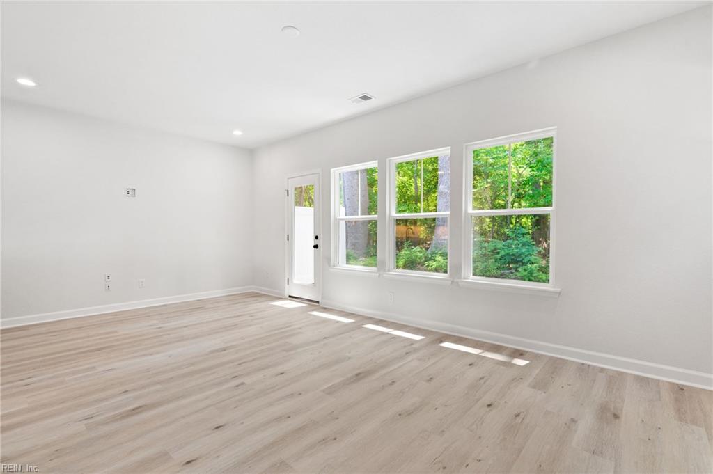 1004 Serene Rd Property Photo 8