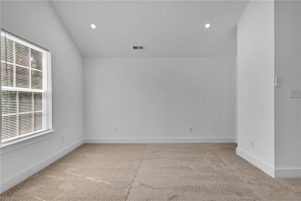 629 Westwood Ave Property Photo 37