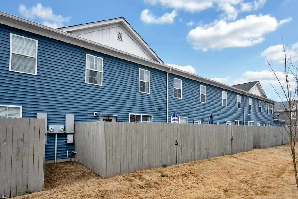 1233 Parkley Dr Property Photo 23