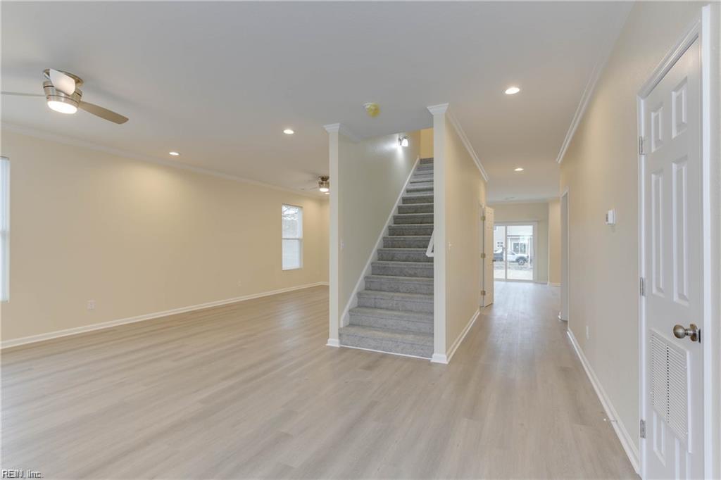 6348 Chesapeake Blvd Property Photo 5