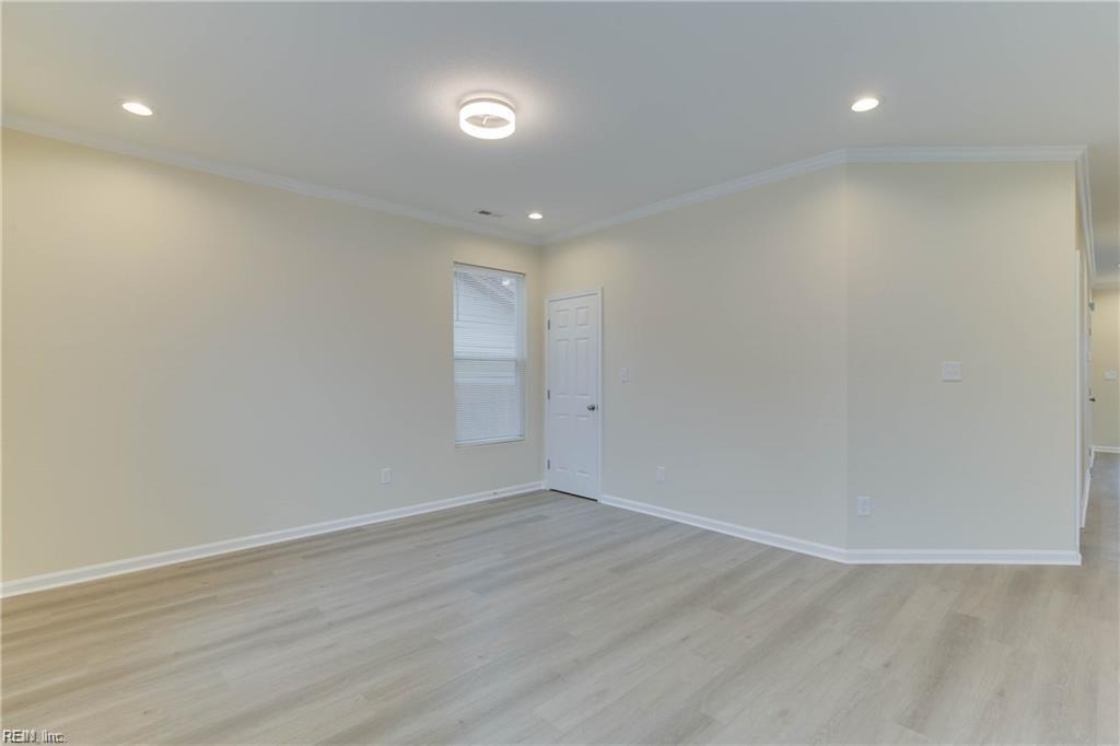 6348 Chesapeake Blvd Property Photo 15