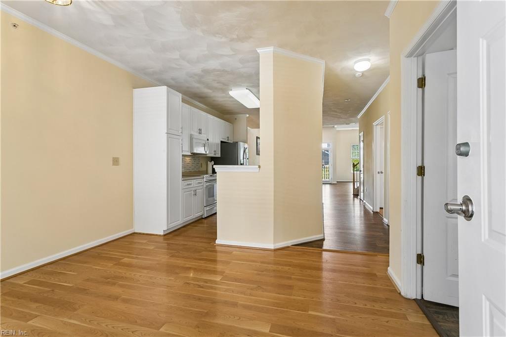 2992 Shore Dr Property Photo 6