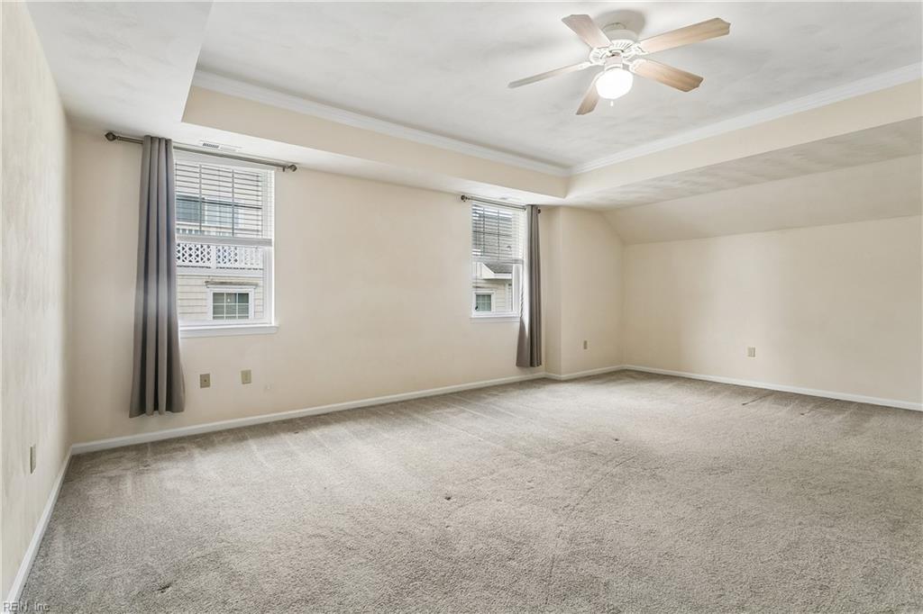2992 Shore Dr Property Photo 33
