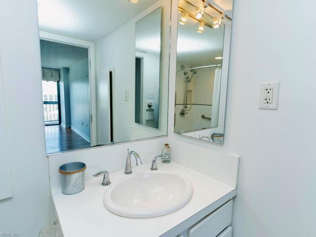 2830 Shore Dr Property Photo 14