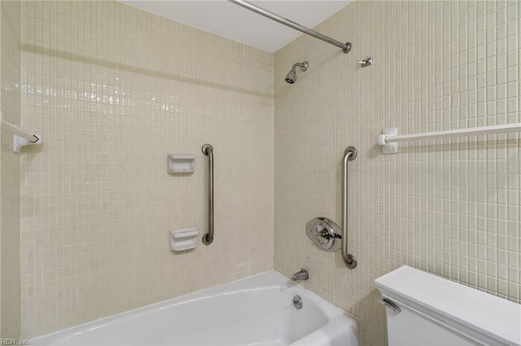 7320 Glenroie Ave Property Photo 45