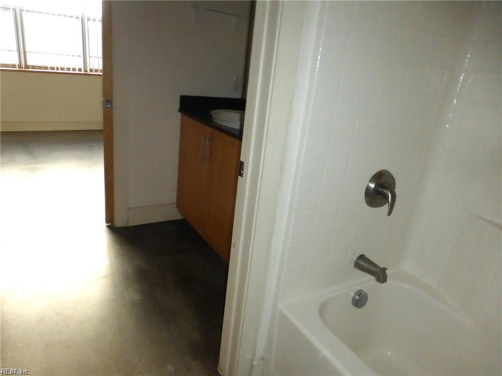 500 Granby St Property Photo 23