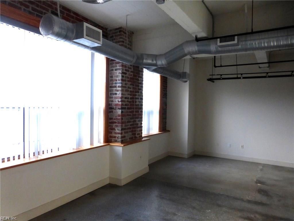 500 Granby St Property Photo 24