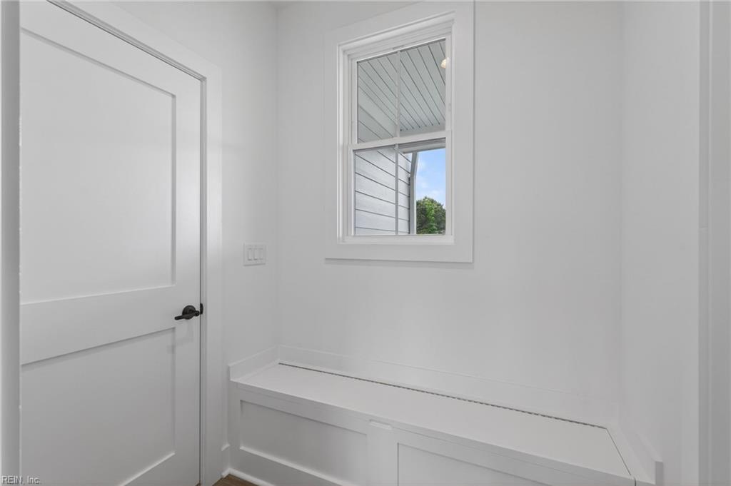 2624 Ballahack Rd Property Photo 23