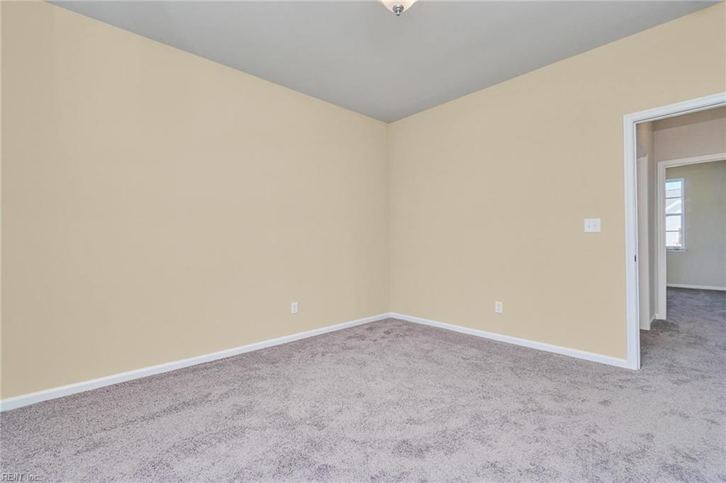 2213 Hampton Roads Pw Property Photo 14