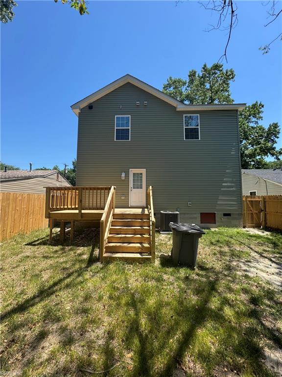 637 Grimes Rd Property Photo 2