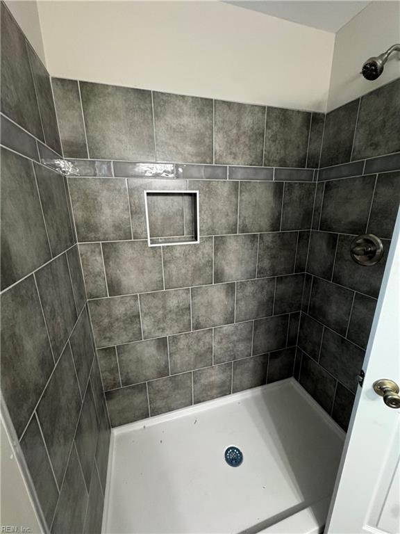 637 Grimes Rd Property Photo 22