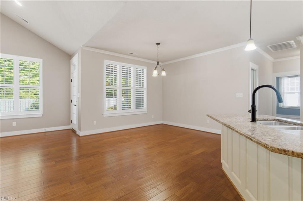 1352 Auburn Hill Dr Property Photo 16
