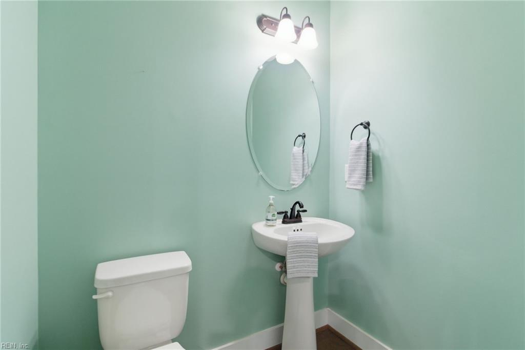1352 Auburn Hill Dr Property Photo 24