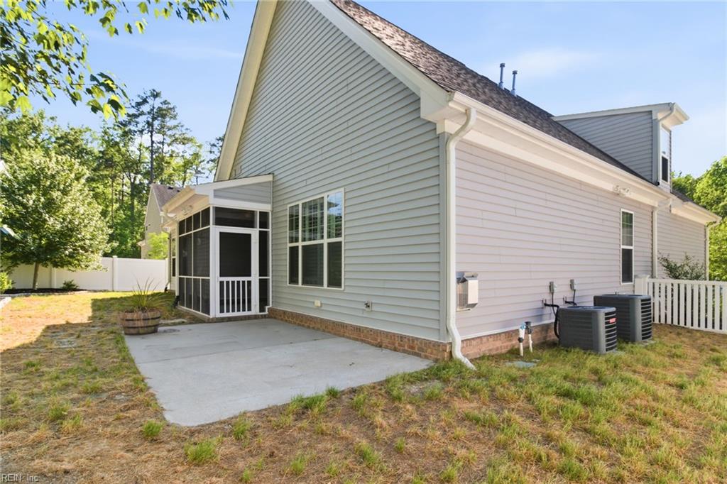 1352 Auburn Hill Dr Property Photo 41