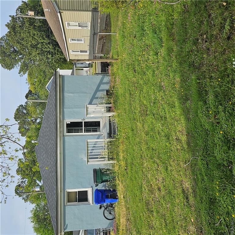 655 3rd Ave Property Photo 16