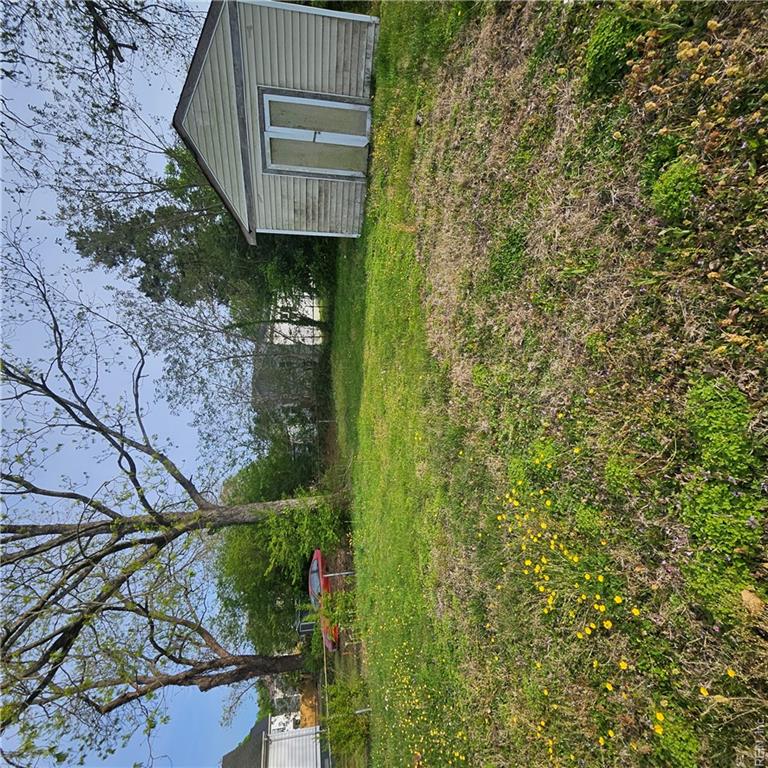 655 3rd Ave Property Photo 17