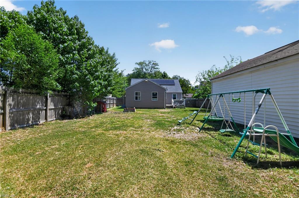3441 Wellington St Property Photo 7