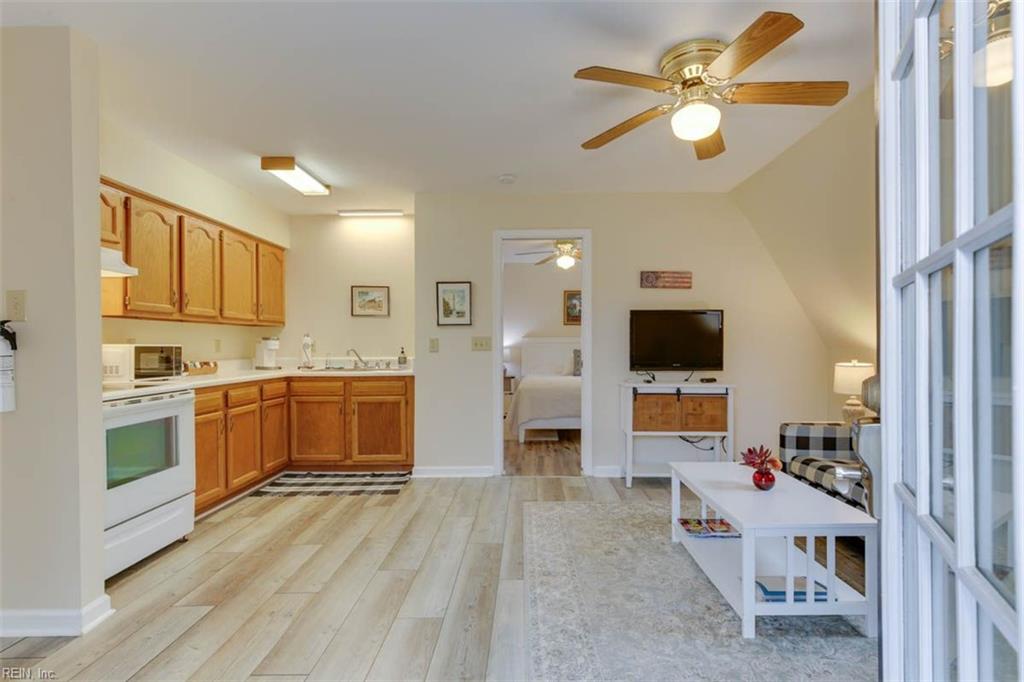 220 Church St Property Photo 45