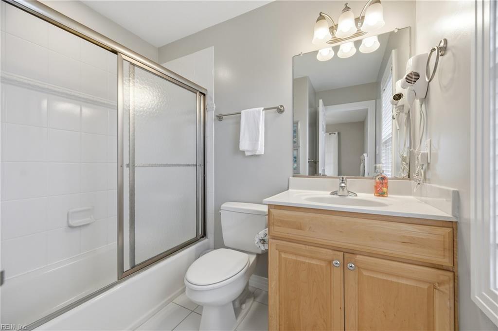 3033 Sandfiddler Rd Property Photo 19