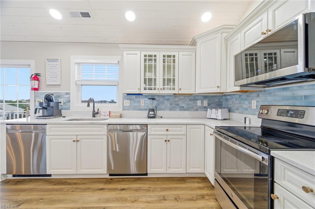 3033 Sandfiddler Rd Property Photo 30