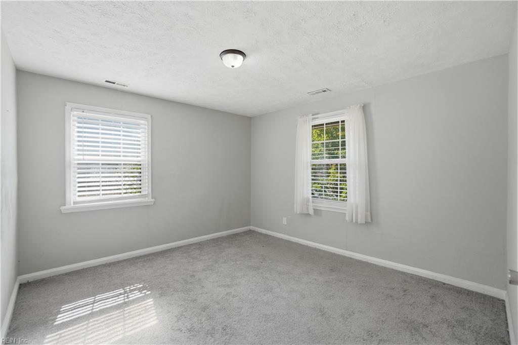 103 Woodhaven Rd Property Photo 13