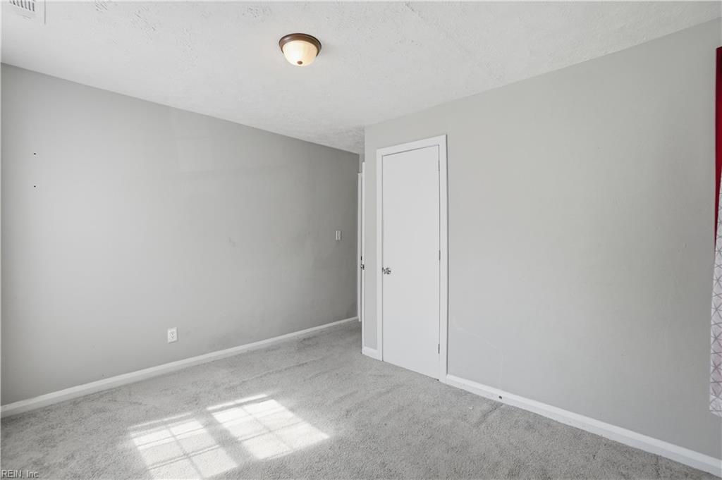 103 Woodhaven Rd Property Photo 16