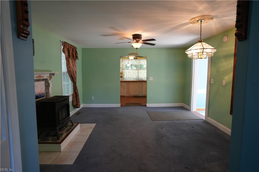 28083 Harborton Rd Property Photo 15